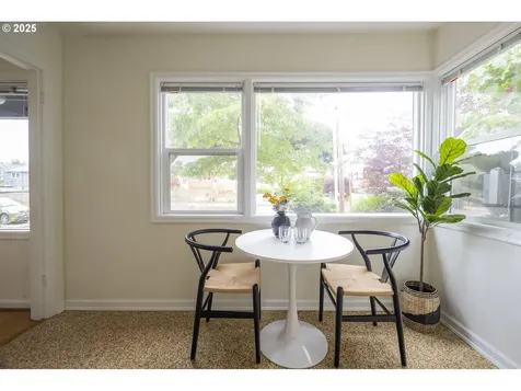 2416 SE 60th Avenue Portland OR 97206
