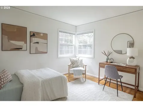 2416 SE 60th Avenue Portland OR 97206