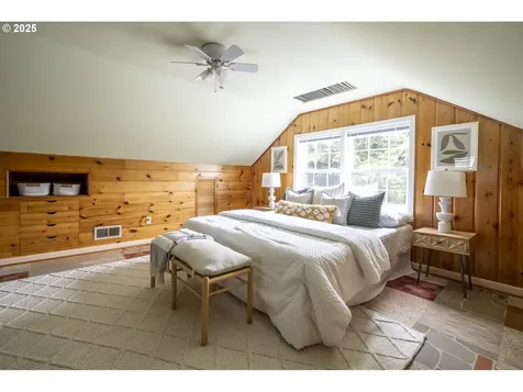 2416 SE 60th Avenue Portland OR 97206
