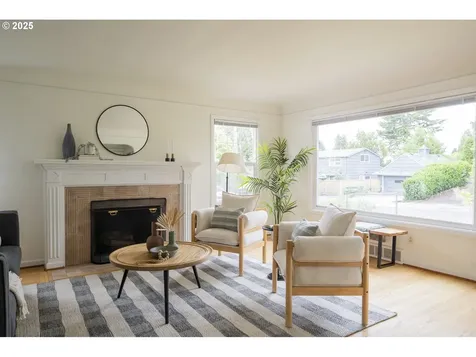 2416 SE 60th Avenue Portland OR 97206