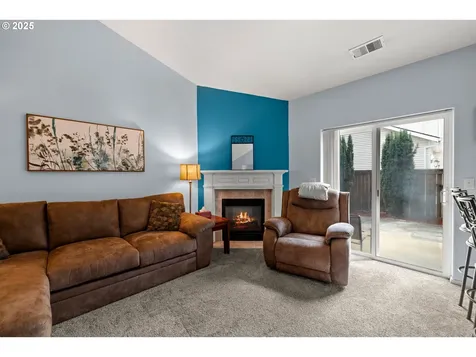 5728 SE Popes Place Hillsboro OR 97123