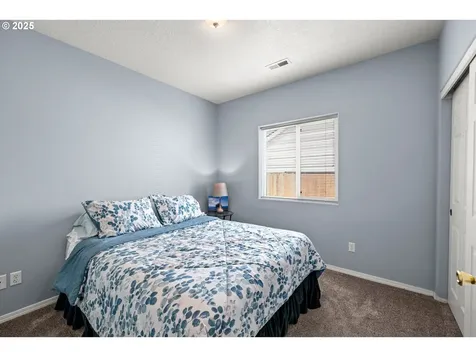 5728 SE Popes Place Hillsboro OR 97123