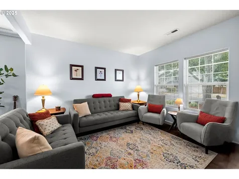 5728 SE Popes Place Hillsboro OR 97123