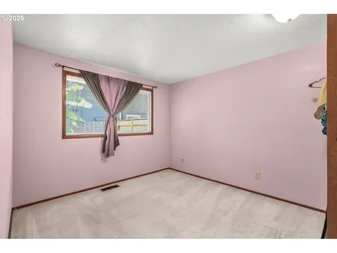 1349 Juniper Street N Keizer OR 97303