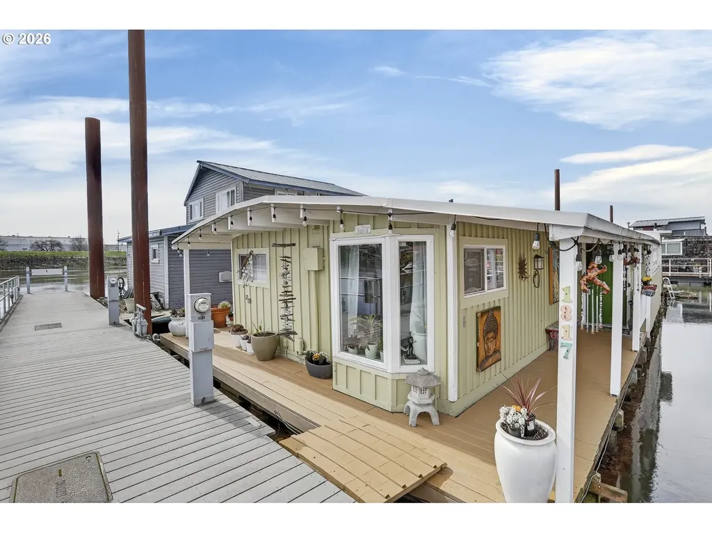 1817 N Jantzen Avenue Portland OR 97217