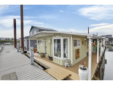 1817 N Jantzen Avenue Portland OR 97217