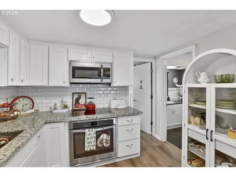 1817 N Jantzen Avenue Portland OR 97217