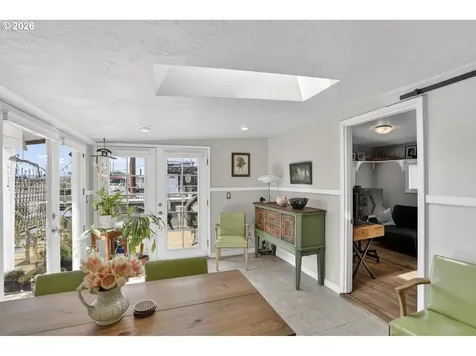 1817 N Jantzen Avenue Portland OR 97217