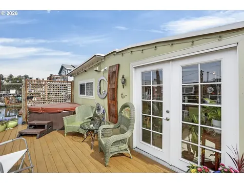 1817 N Jantzen Avenue Portland OR 97217