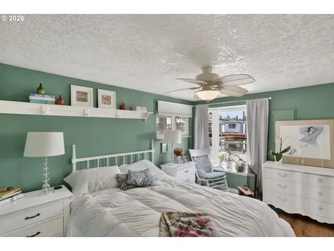 1817 N Jantzen Avenue Portland OR 97217