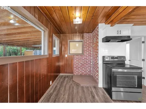 2707 SE 115th Avenue Portland OR 97266