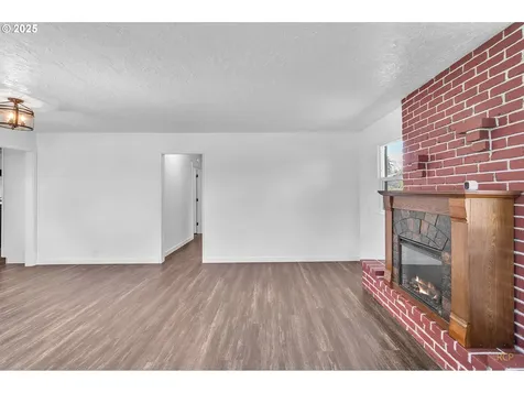 2707 SE 115th Avenue Portland OR 97266