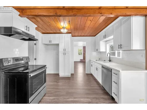 2707 SE 115th Avenue Portland OR 97266