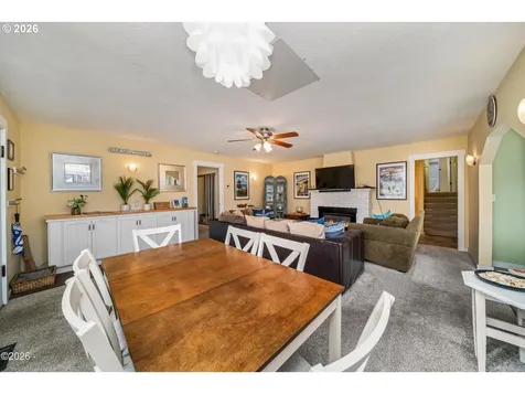 580 S Columbia Street Seaside OR 97138