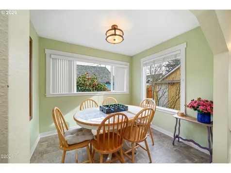 580 S Columbia Street Seaside OR 97138