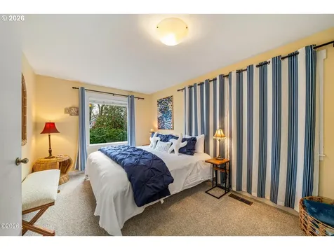580 S Columbia Street Seaside OR 97138