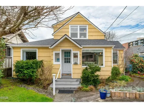 580 S Columbia Street Seaside OR 97138