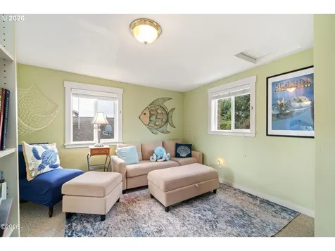 580 S Columbia Street Seaside OR 97138
