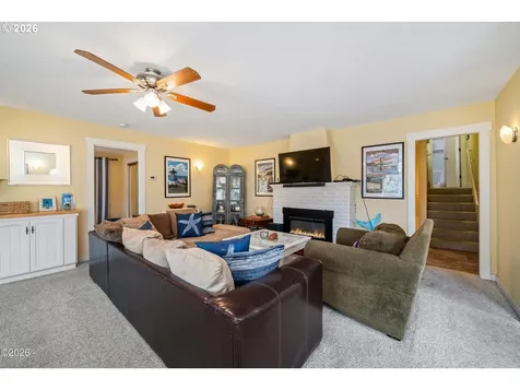 580 S Columbia Street Seaside OR 97138