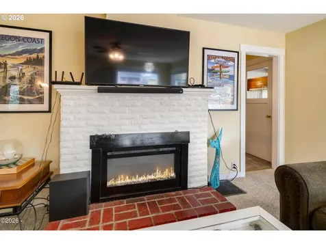 580 S Columbia Street Seaside OR 97138