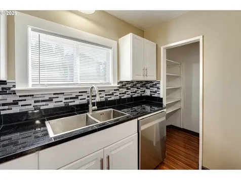 2901 Fruit Valley Road Vancouver WA 98660