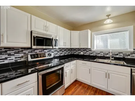 2901 Fruit Valley Road Vancouver WA 98660