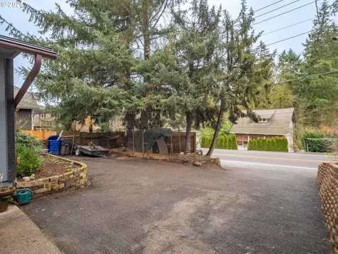 165 Linn Avenue Oregon City OR 97045