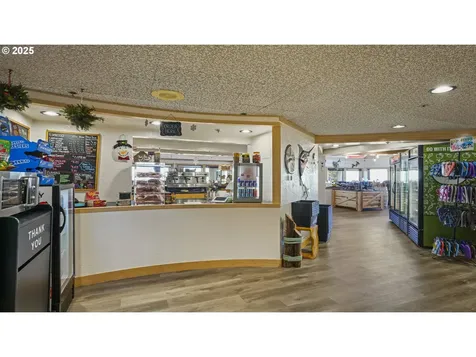 88416 1st Avenue Florence OR 97439