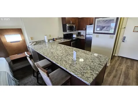 88416 1st Avenue Florence OR 97439