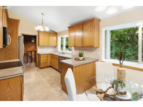 25777 NE Butteville Road Aurora OR 97002