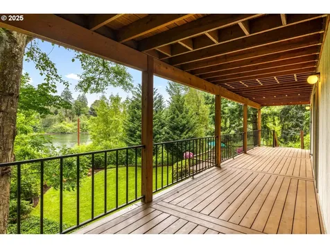 25777 NE Butteville Road Aurora OR 97002