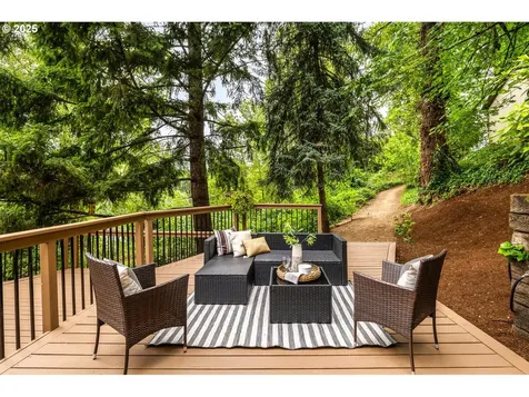 25777 NE Butteville Road Aurora OR 97002