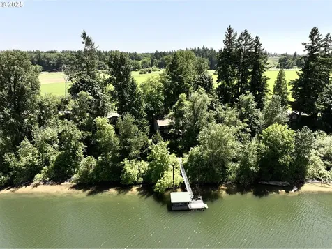 25777 NE Butteville Road Aurora OR 97002