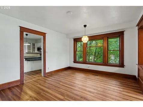 301 Orchard Street Silverton OR 97381