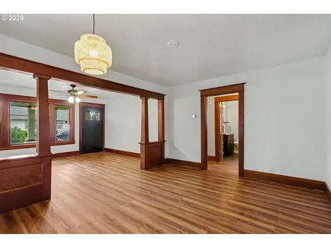 301 Orchard Street Silverton OR 97381