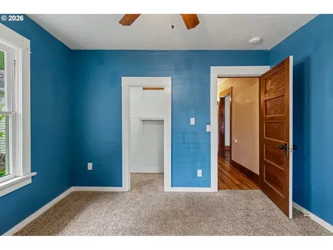 301 Orchard Street Silverton OR 97381