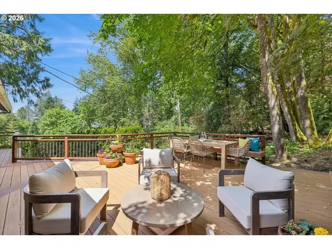 9132 SW 57th Avenue Portland OR 97219