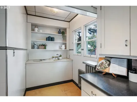 3405 NE Hancock Street Portland OR 97212