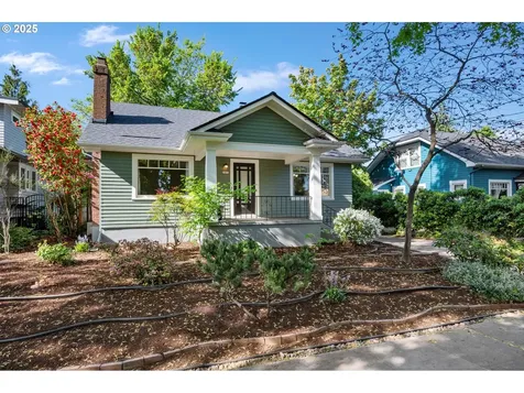 3405 NE Hancock Street Portland OR 97212