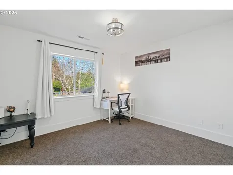 11122 SE Melania Court Portland OR 97266