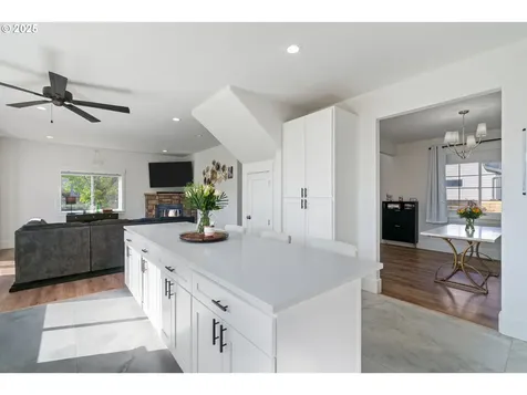 11122 SE Melania Court Portland OR 97266