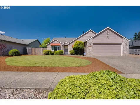 15059 Pebble Beach Drive Oregon City OR 97045