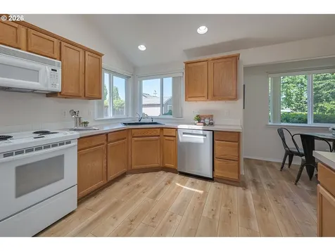 15059 Pebble Beach Drive Oregon City OR 97045