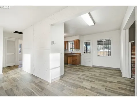 3938 SE 130th Avenue Portland OR 97236