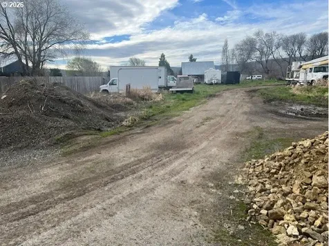 9 Dozer Drive Dallesport WA 98617