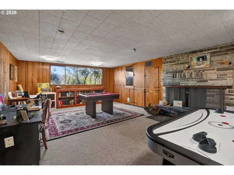 37758 Harrison Lane Astoria OR 97103