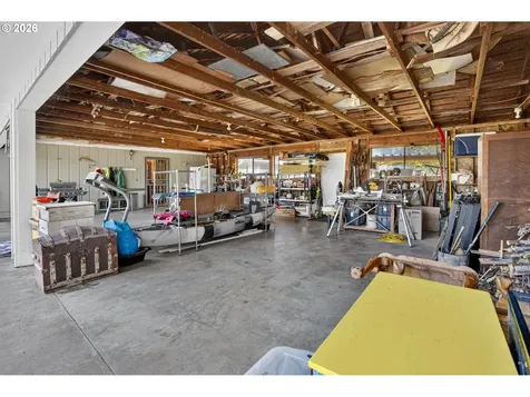 37758 Harrison Lane Astoria OR 97103