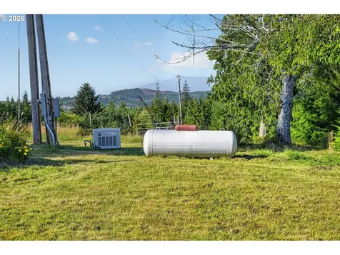 37758 Harrison Lane Astoria OR 97103