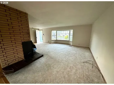 2691 14th Street North Bend OR 97459