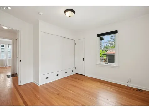 6364 NE Cleveland Avenue Portland OR 97211